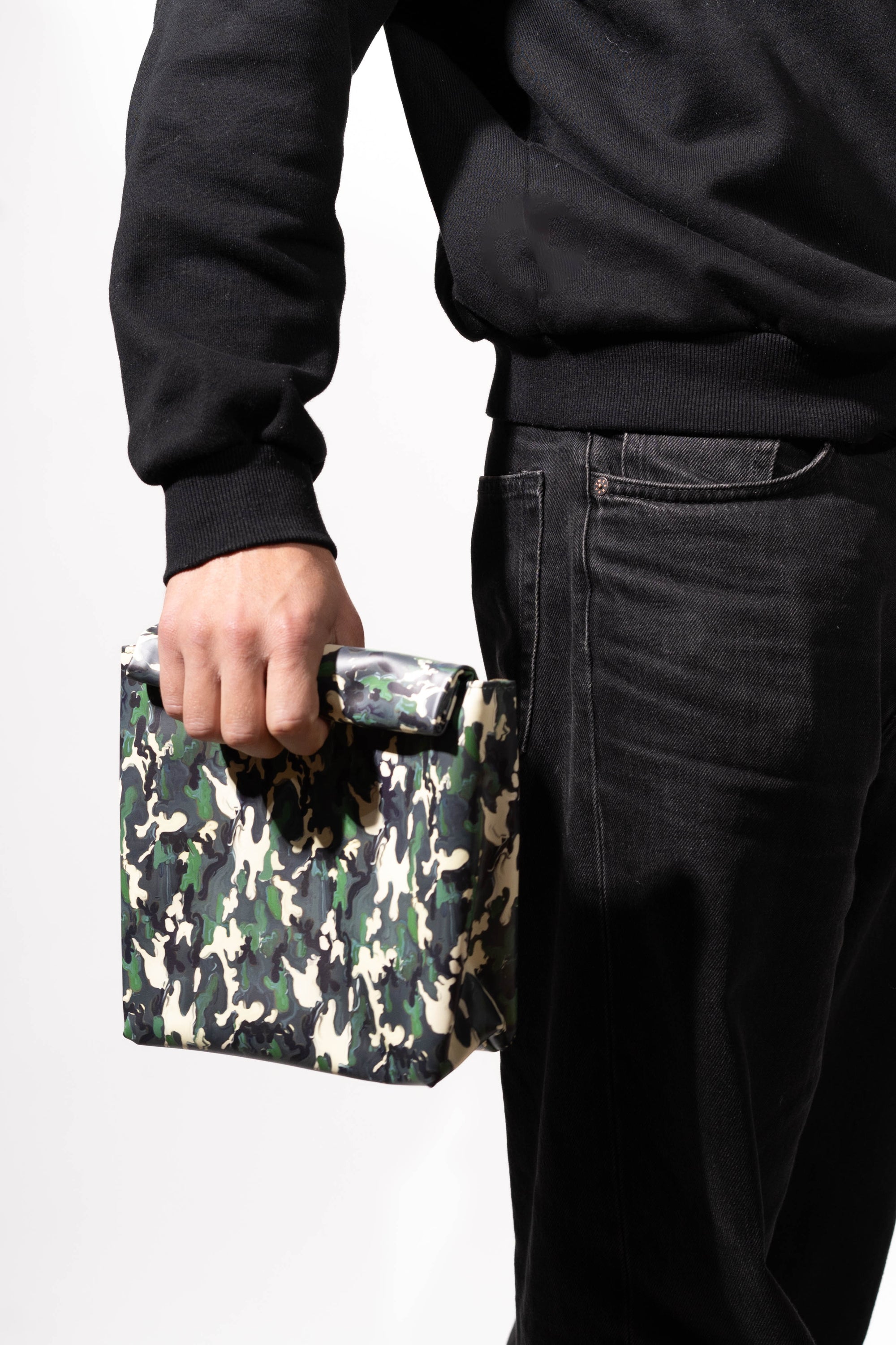 POUCH - KAMO